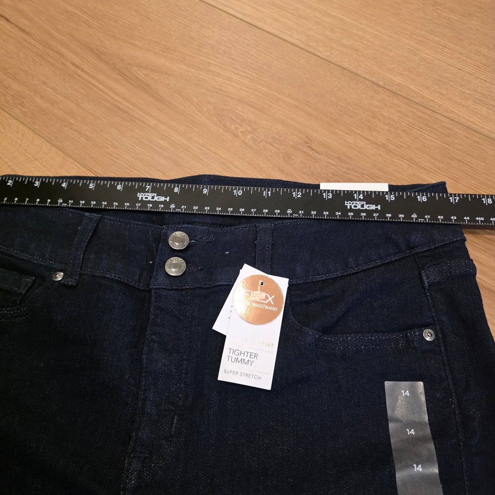 Lane Bryant Tighter Tummy Flex Magic Waistband High Rise Bootcut Jeans Size 14 - Picture 4 of 9